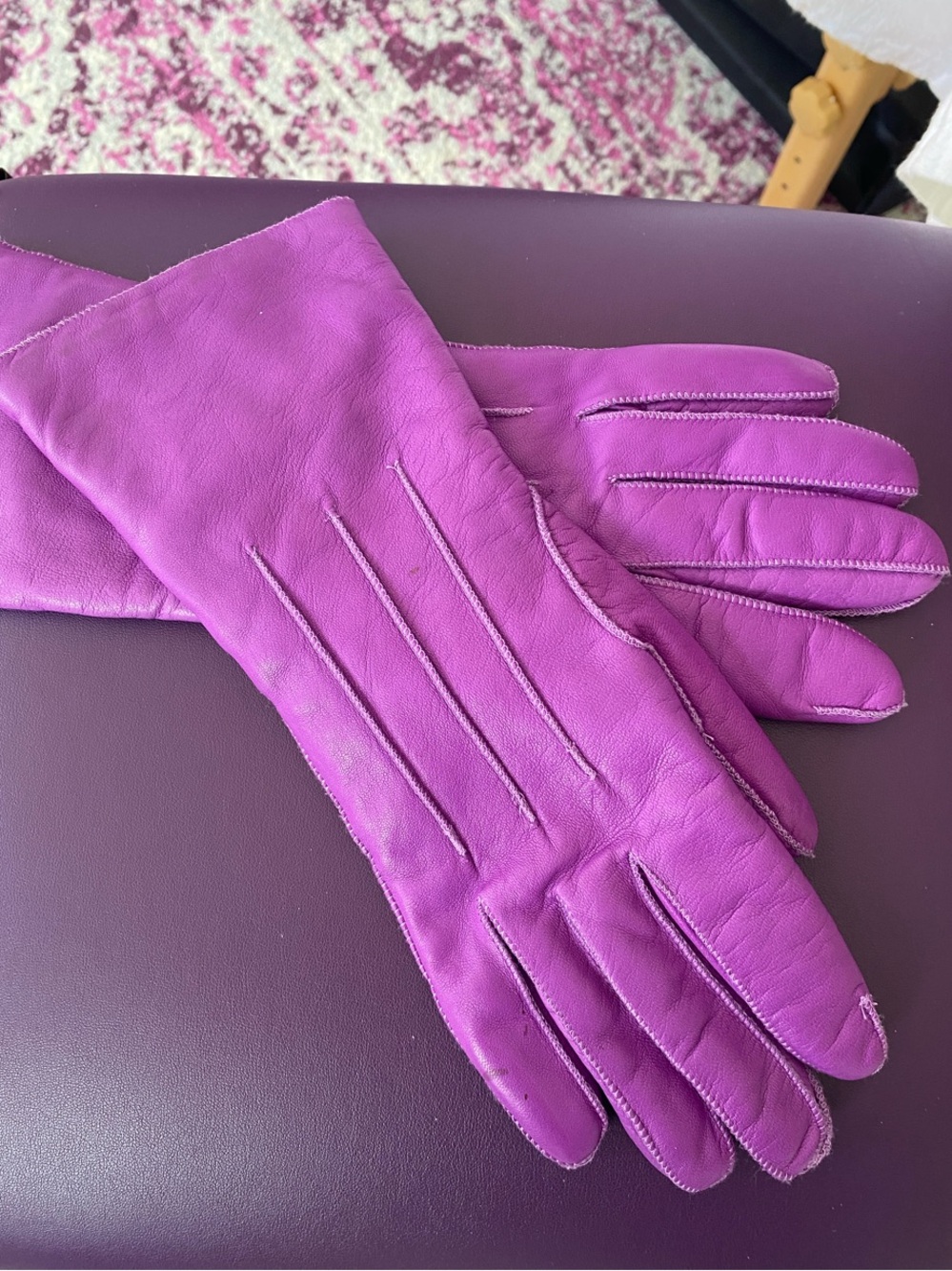 Coach Dark Lilac Leather Gloves — Vibrant Ladies' Driving Gloves - Picture 1 of 2